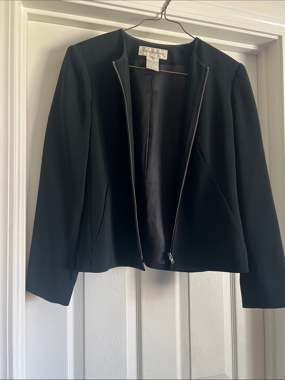 Jones New York Black Zip-Front Blazer Jacket